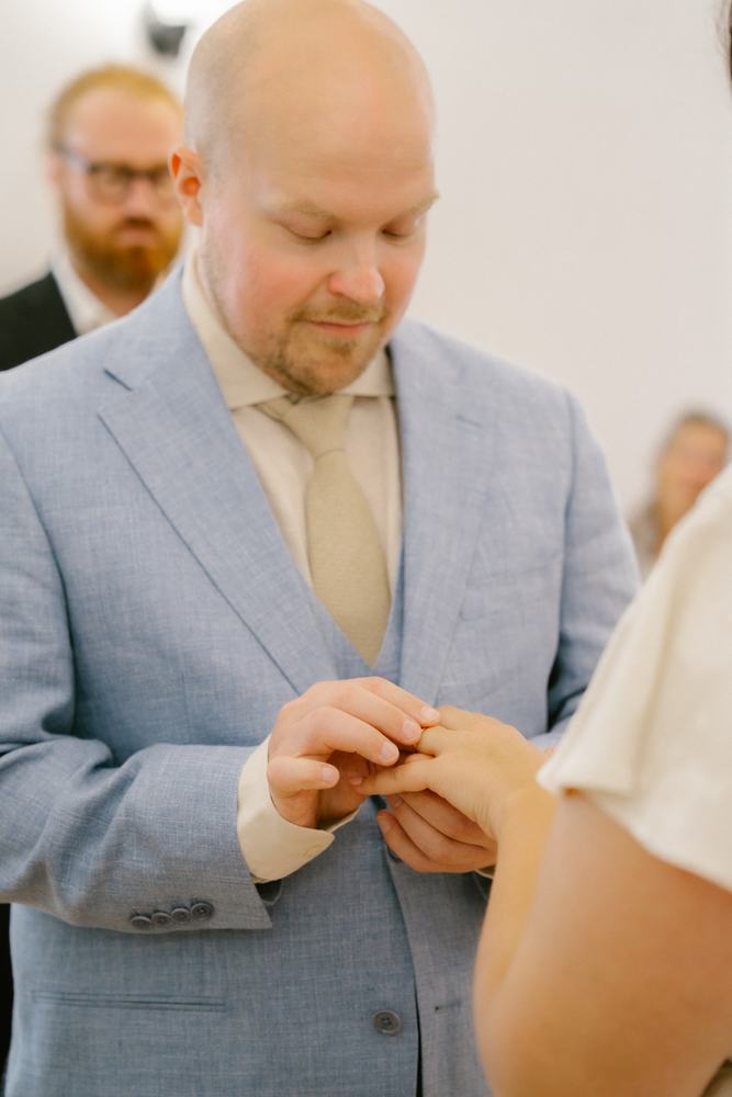 Exchanging rings